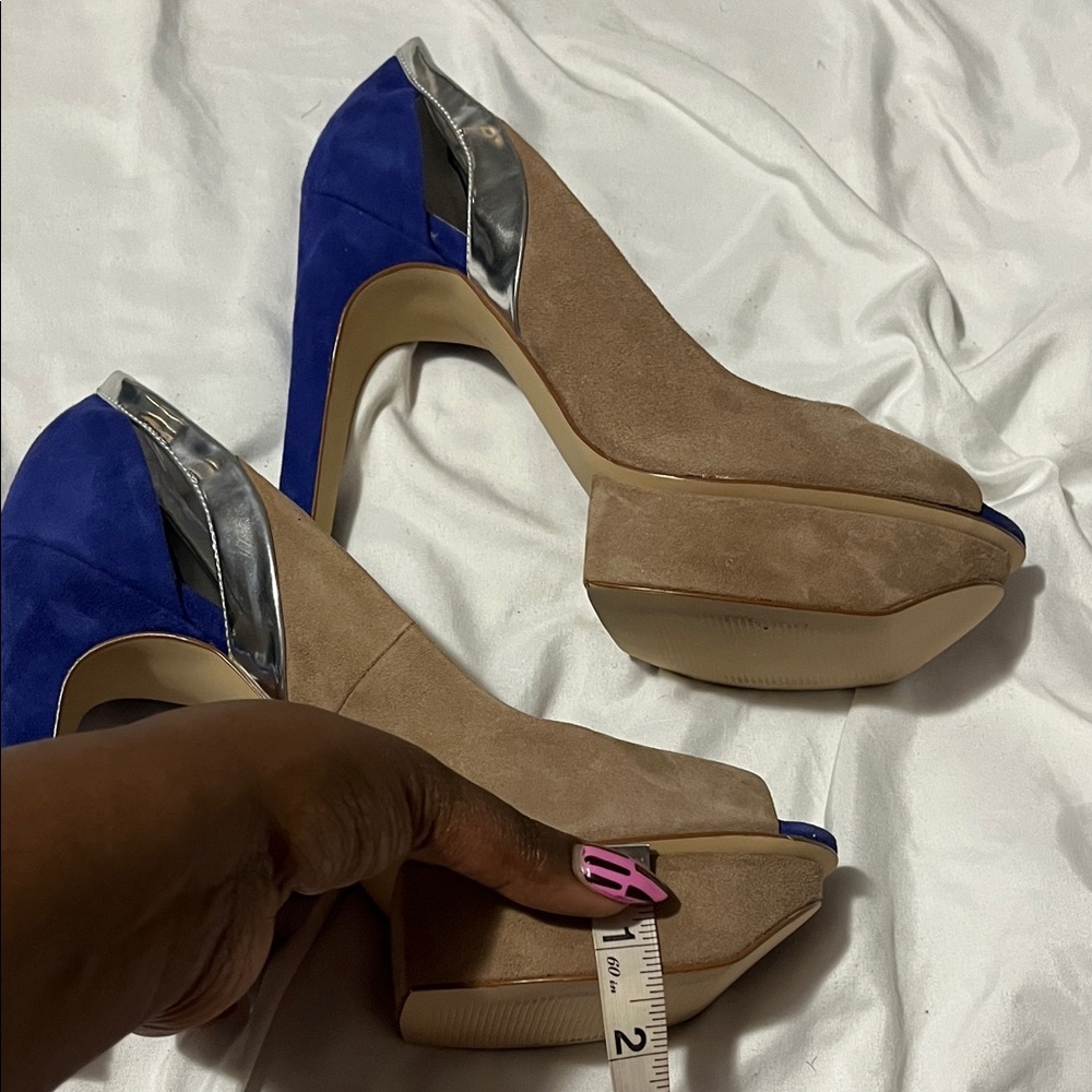 Calvin Klein Brown and Blue Heels Kayleen 10M - Picture 6 of 6